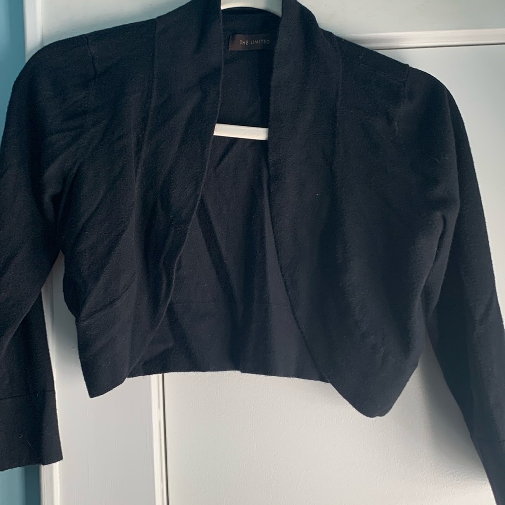 Black shrug